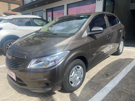 CHEVROLET ONIX 1.0 MPFI LS 8V FLEX 4P MANUAL CHEVROLET ONIX 1.0 MPFI LS 8V FLEX 4P MANUAL